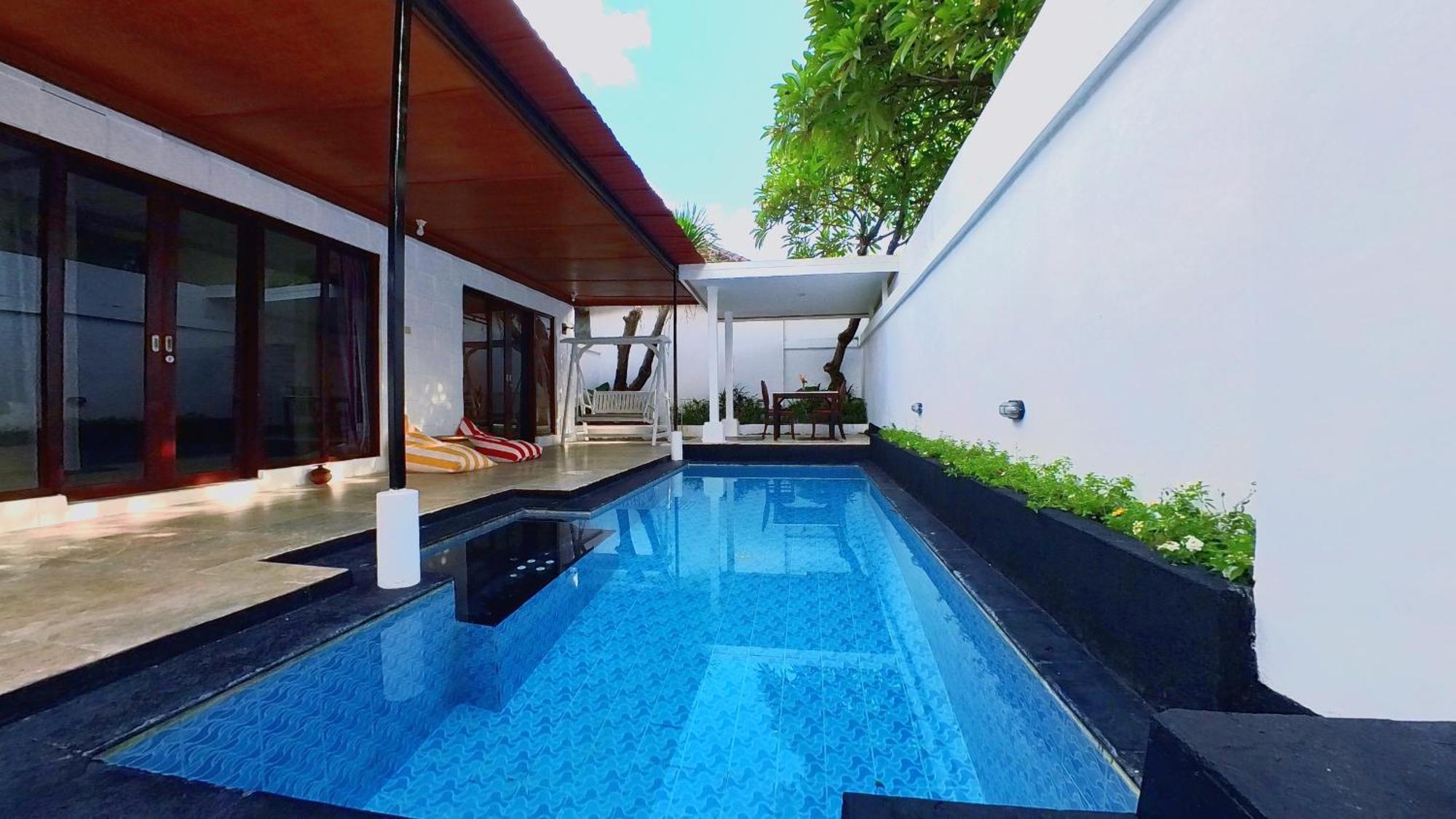 Private Pool Villas Kuta  Exterior photo